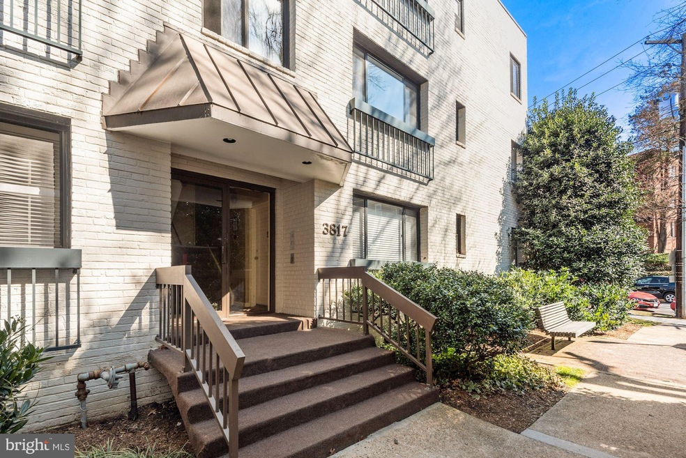 3817 Davis Place NW unit 4, Washington, DC 20007 - photo 1