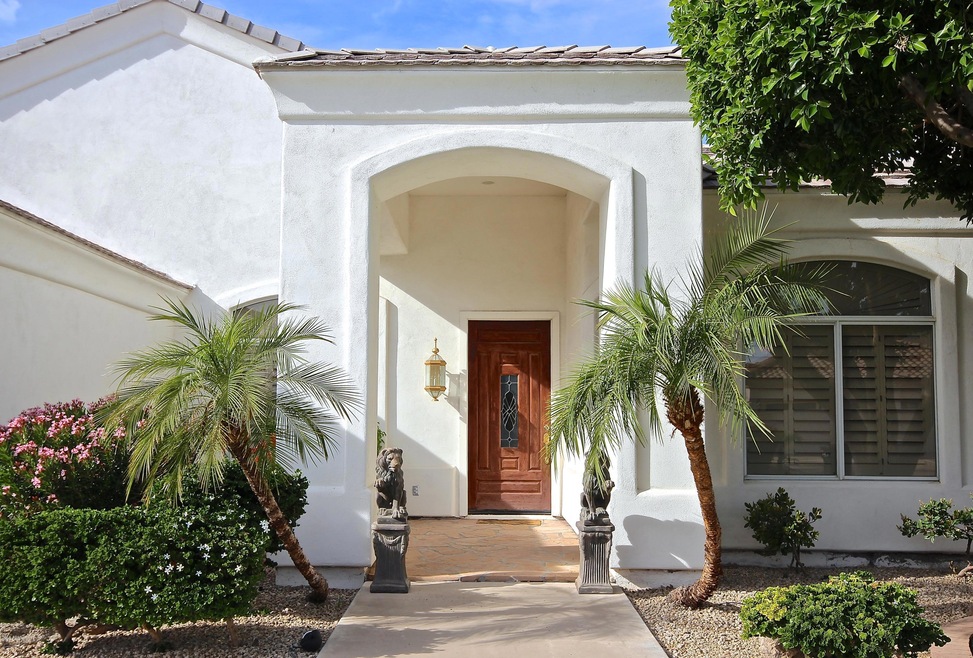 1902 E Willow Tree Ct, Gilbert, AZ 85234 - photo 1