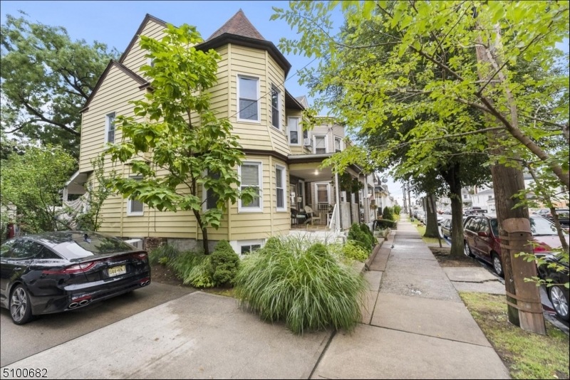 355 E 30th St, Paterson, NJ 07504 - photo 1