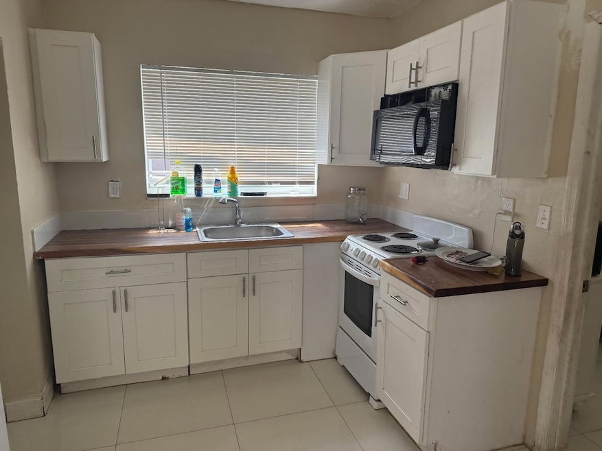 For Rent $2,200/month