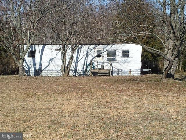 34325 Parker Rd, Locust Grove, VA 22508 - photo 1