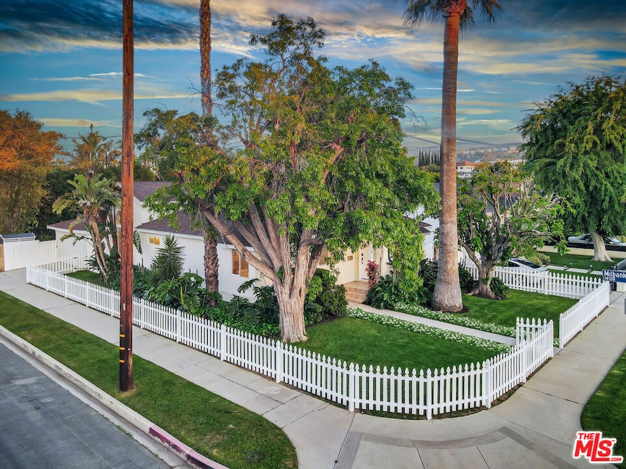 4476 Calhoun Ave, Sherman Oaks, CA 91423 - photo 1