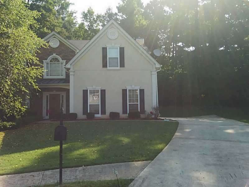 Exterior Front. Beautiful home in Parkview Forest