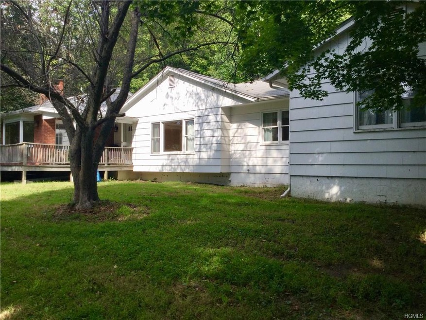 48 Oak Shadow Ln, Pawling, NY 12564 - photo 1