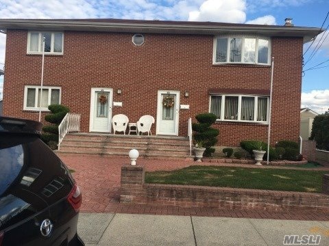 Sold $850,000 • Co-Listing Agent