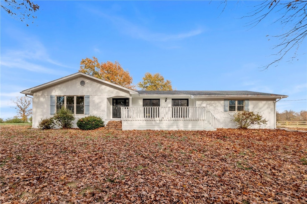 20864 Arkansas 16, Siloam Springs, AR 72761 - photo 1