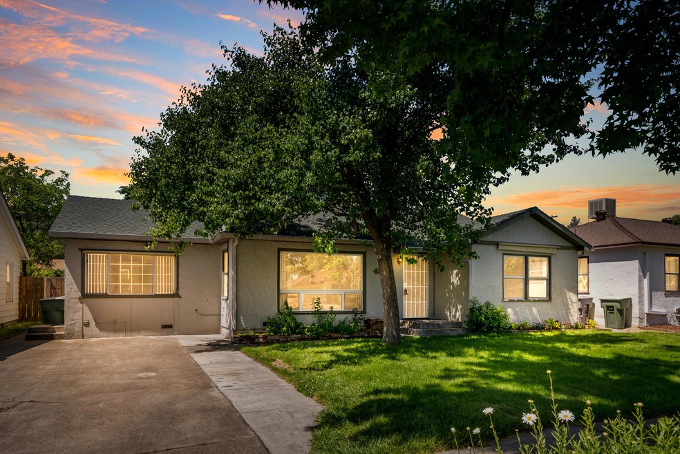 4592 Harrison Ave, Redding, CA 96001 - photo 1