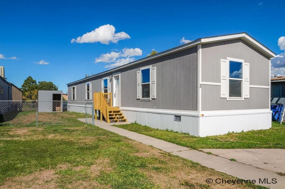 1500 Avenue C unit 3, Cheyenne, WY 82007 - photo 1