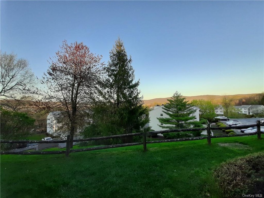 25 Lexington Hill unit 2, Harriman, NY 10926 - photo 1