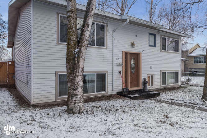 801 N Bragaw St Anchorage AK-small-001-1