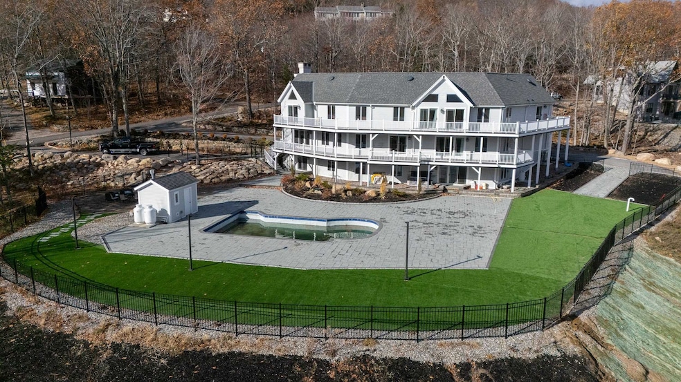 24 N Ledge Rd, Glen, NH 03838 - photo 1