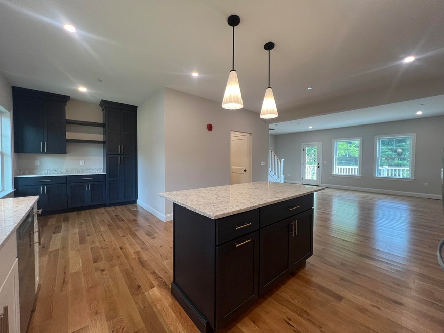 53 Juniper Ln, Portsmouth, NH 03801 - photo 1