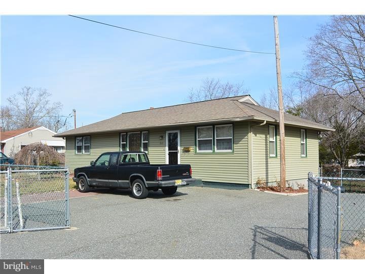 512 Park Dr, Vineland, NJ 08360 - photo 1