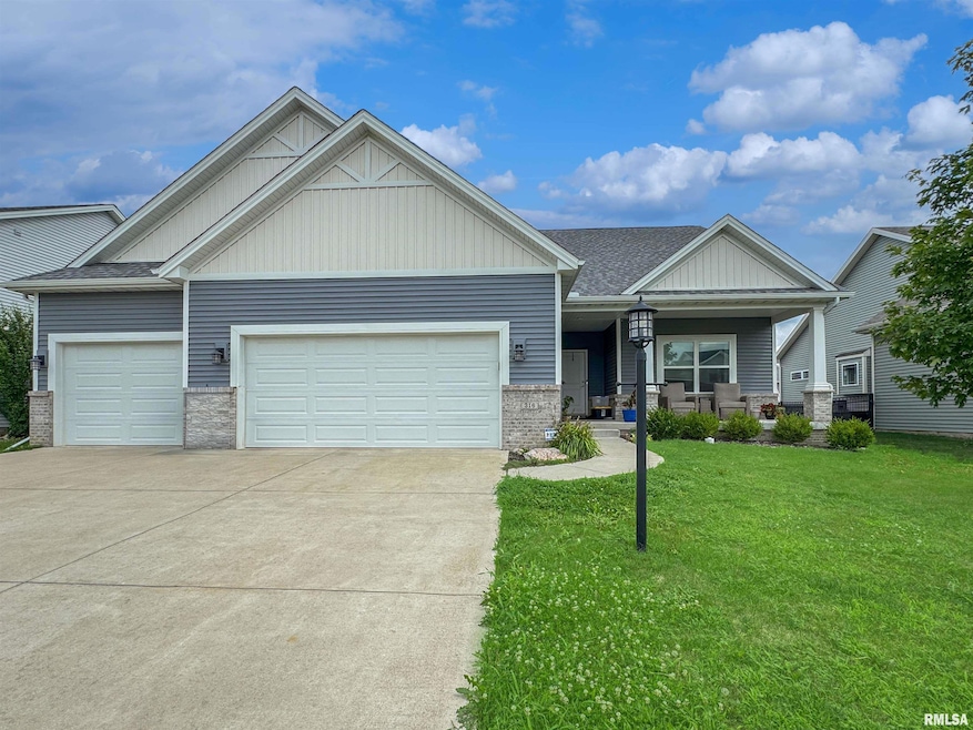 For Sale $489,900 • Co-Listing Agent