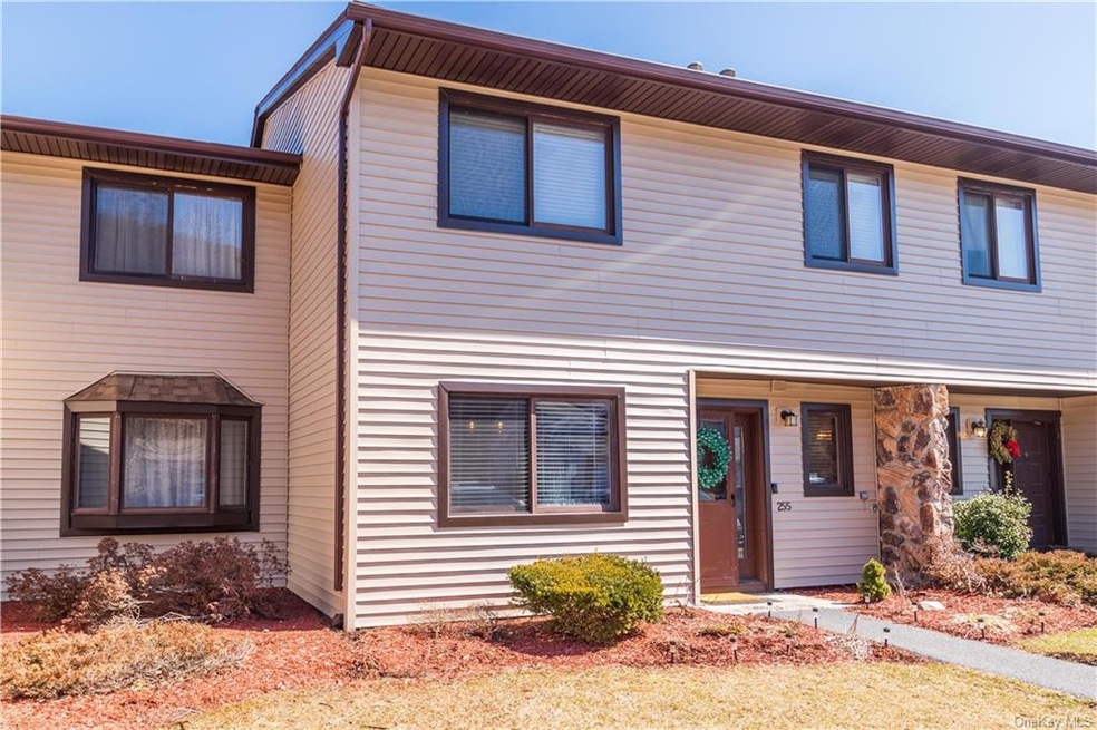 255 Heritage Ln, Monroe, NY 10950 - photo 1