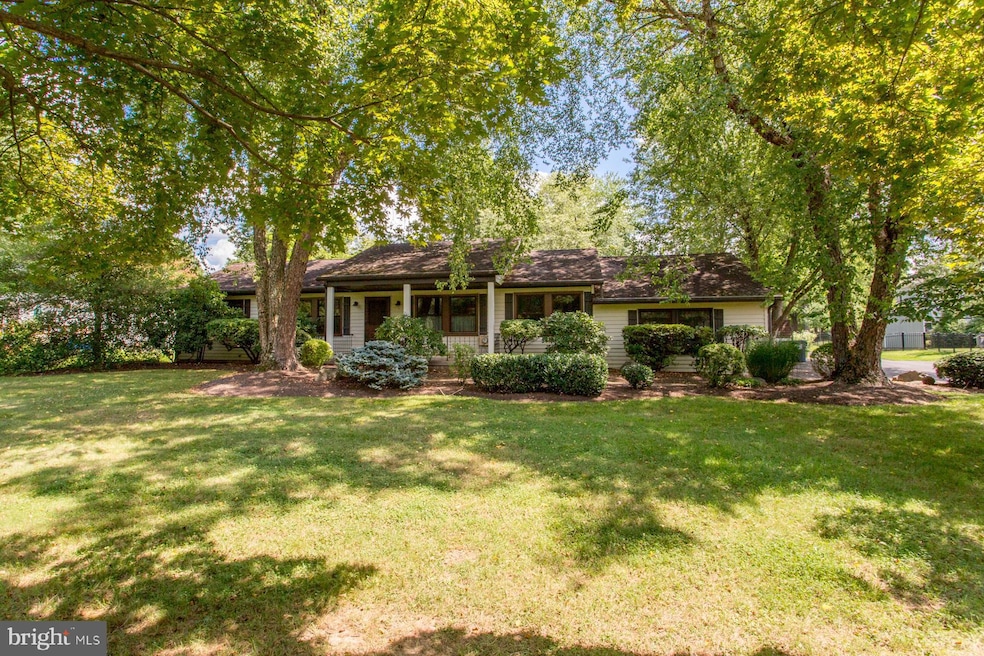 235 N Shady Retreat Rd, Doylestown, PA 18901 - photo 1