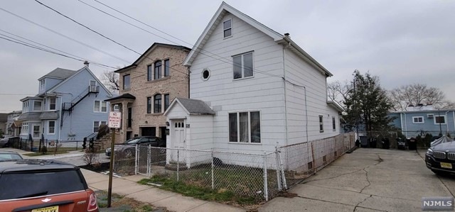 328 Forest St, Kearny, NJ 07032 - photo 1