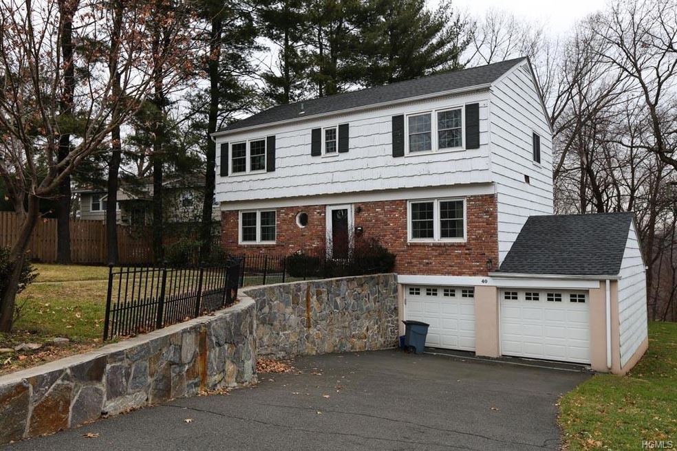 40 Chestnut Ridge Way, Dobbs Ferry, NY 10522 - photo 1