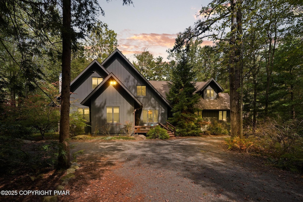 169 Split Rock Ln, Pocono Pines, PA 18350 - photo 1