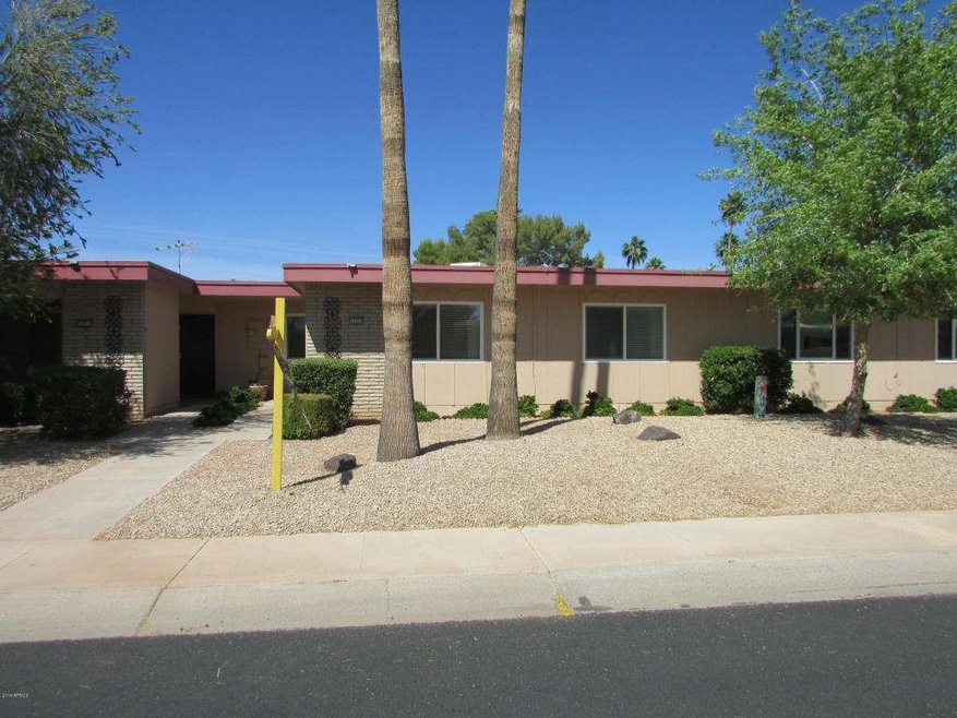 10910 W Topaz Dr, Sun City, AZ 85351 - photo 1