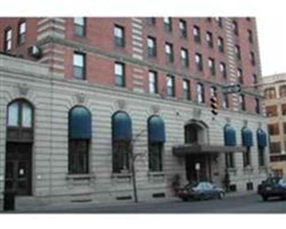 Kimball Towers unit 212, Springfield, MA 01103 - photo 1