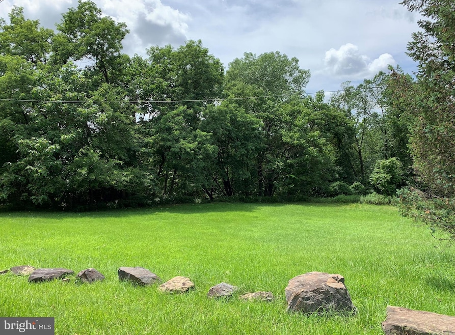 739 W Brookhaven Rd, Wallingford, PA 19086 - photo 1