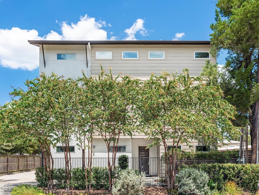 864 Wakefield Dr unit A, Houston, TX 77018 - photo 1