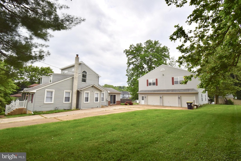 208 Washington Ave, Wilmington, DE 19808 - photo 1