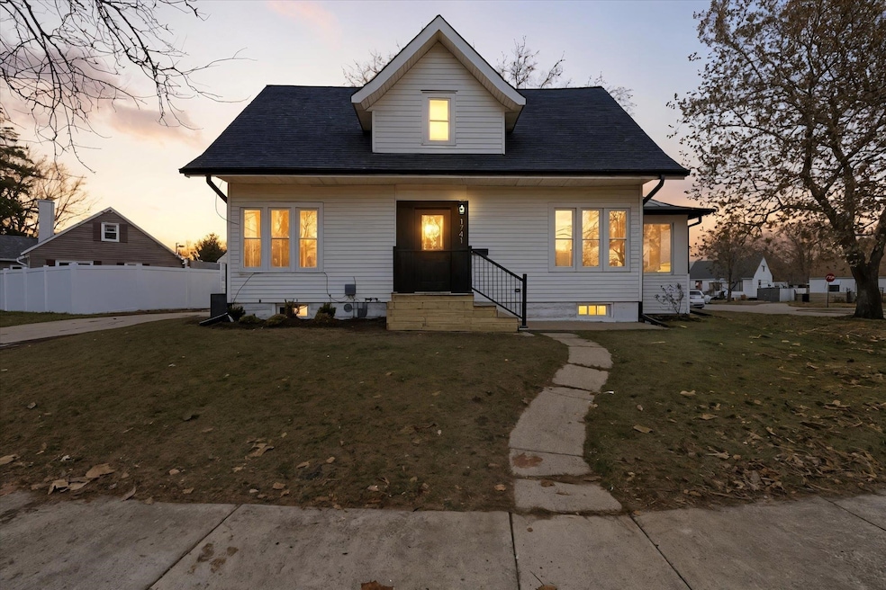 1741 Fayette Ave, Beloit, WI 53511 - photo 1
