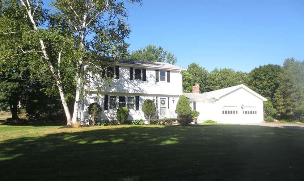 79 Elmdale Rd, Uxbridge, MA 01569 - photo 1