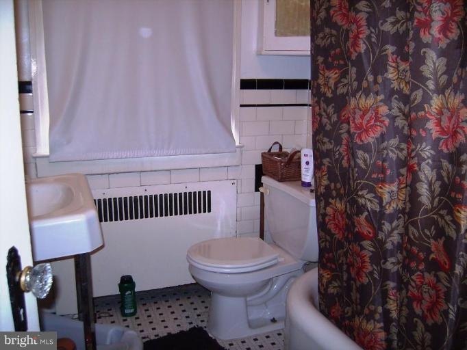 2714 Erdman Ave, Baltimore, MD 21213 - photo 1