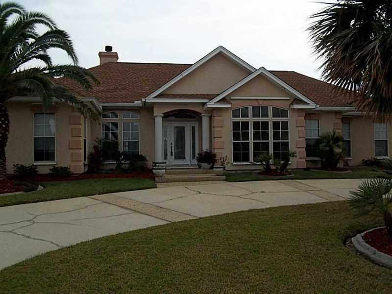 1247 Clipper Dr, Slidell, LA 70458 - photo 1