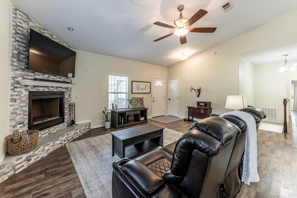 For Rent $2,000/month