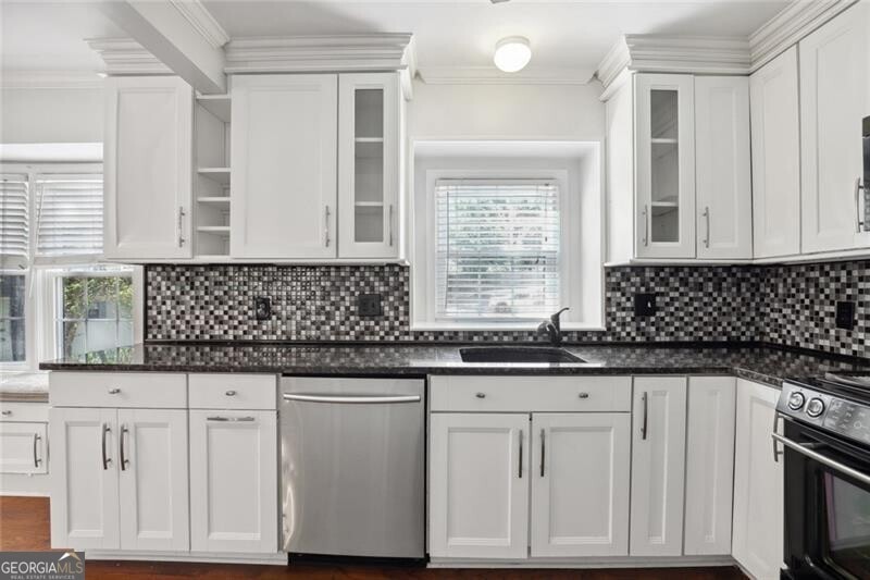 For Rent $2,200/month