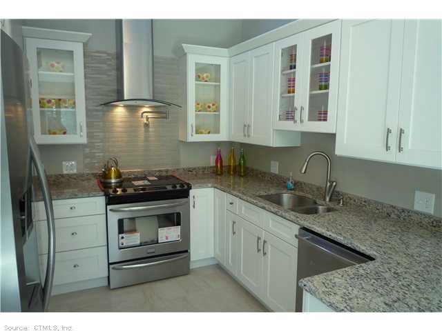 1000A Heritage Village, Southbury, CT 06488 - photo 1