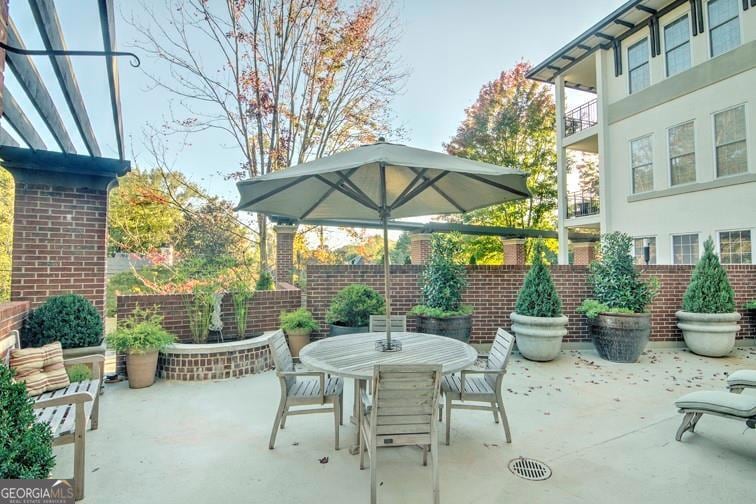 The West Paces Condominiums unit 121, Atlanta, GA 30327 - photo 1