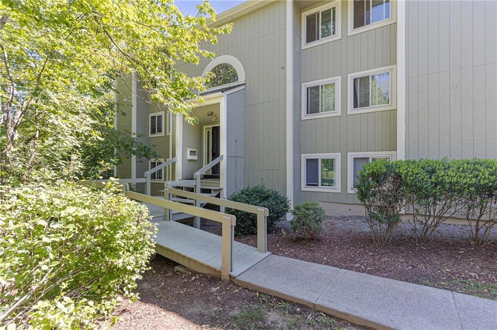 400 New River Rd unit 311, Manville, RI 02838 - photo 1