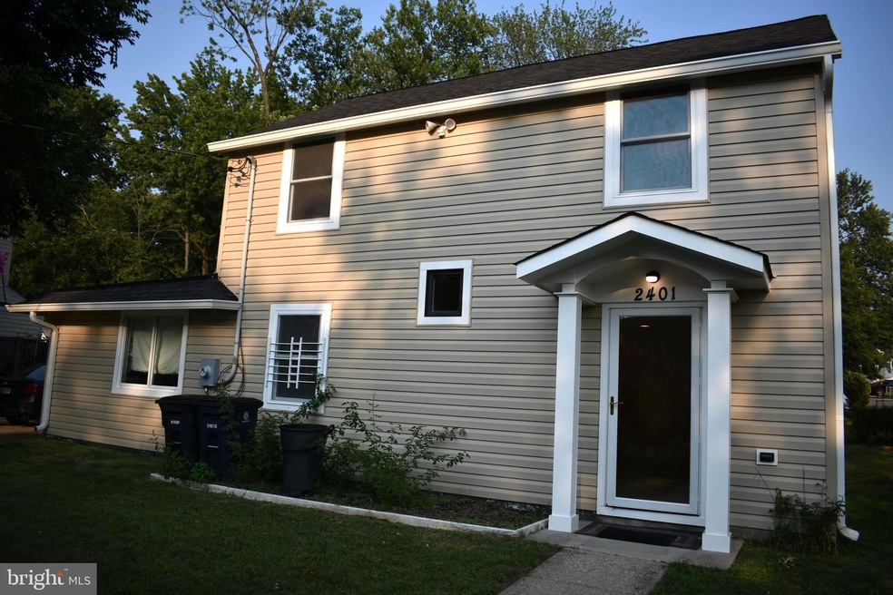 2401 Kent Village Dr, Hyattsville, MD 20785 - photo 1