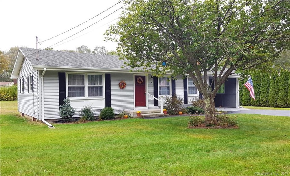 8 Filosi Rd, East Lyme, CT 06333 - photo 1