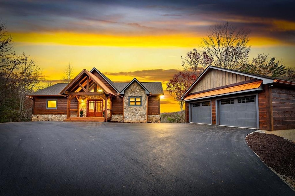 290 Weaver Creek Rd, Blue Ridge, GA 30513 - photo 1