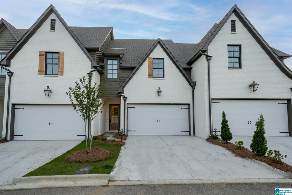 Sold $749,900 • Co-Listing Agent