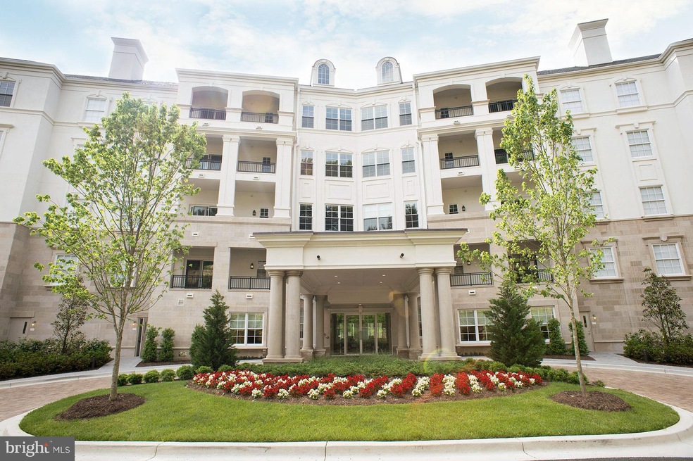 8111 River Rd unit 121 2ND FLOOR, Bethesda, MD 20817 - photo 1