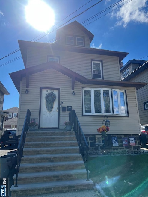 582 Saint Pauls Ave unit 2, Cliffside Park, NJ 07010 - photo 1