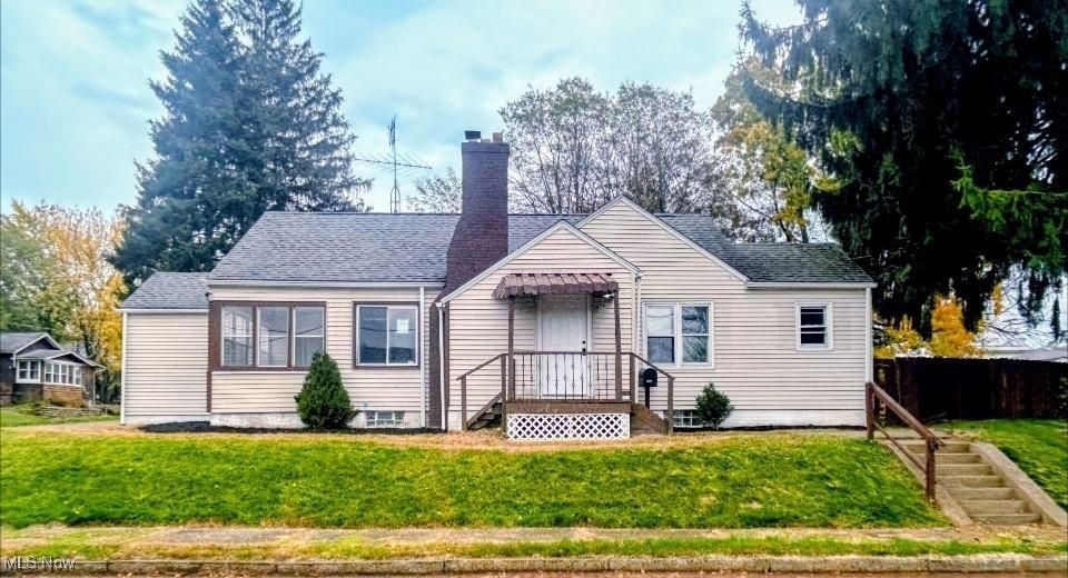 1540 Miami Ct NE, Canton, OH 44714 - photo 1