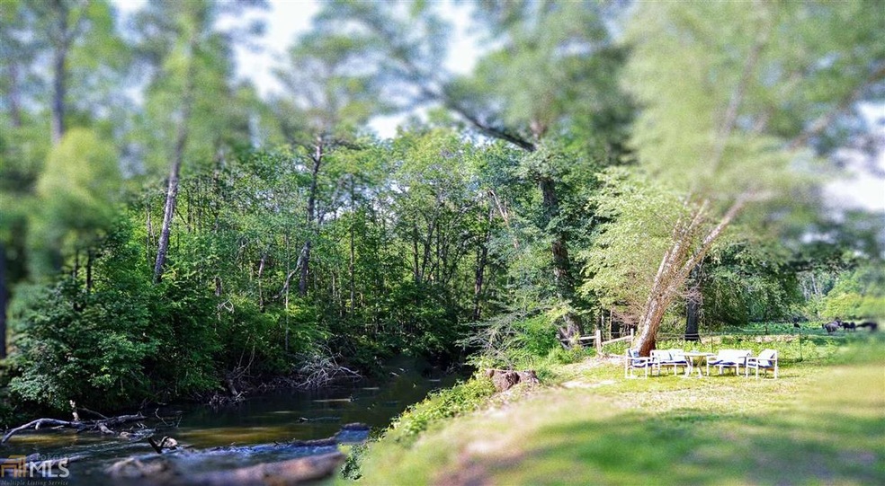 W E Water St, Clarkesville, GA 30523 - photo 1