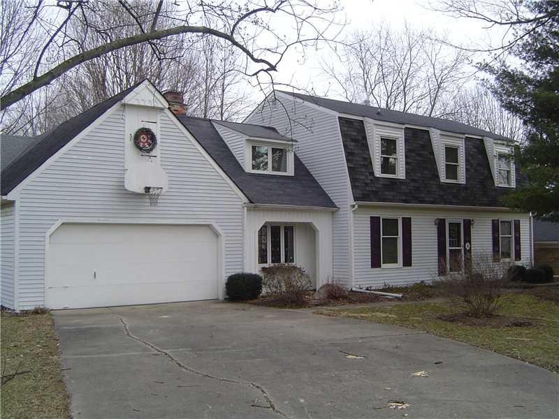 Exterior Front. Excellent opportunity to own one of the most unique homes in South Harbour.  5 bedrooms, 3 baths, 4 car 