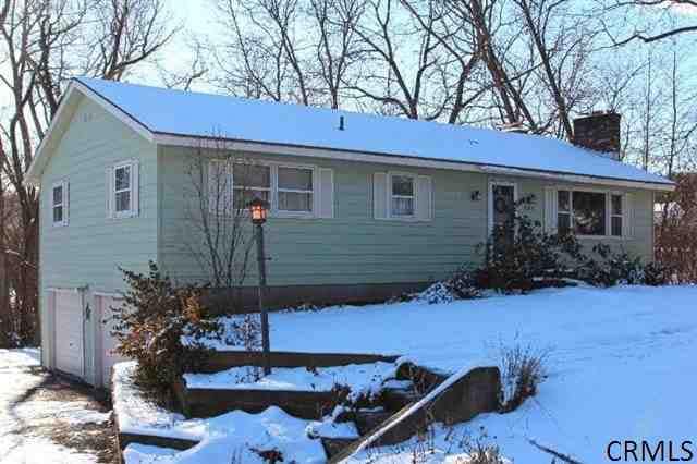 545 Swaggertown Rd, Schenectady, NY 12302 - photo 1