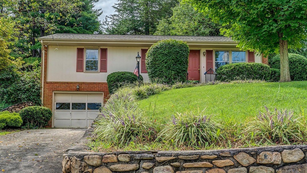 Sold $171,000 • Co-Listing Agent