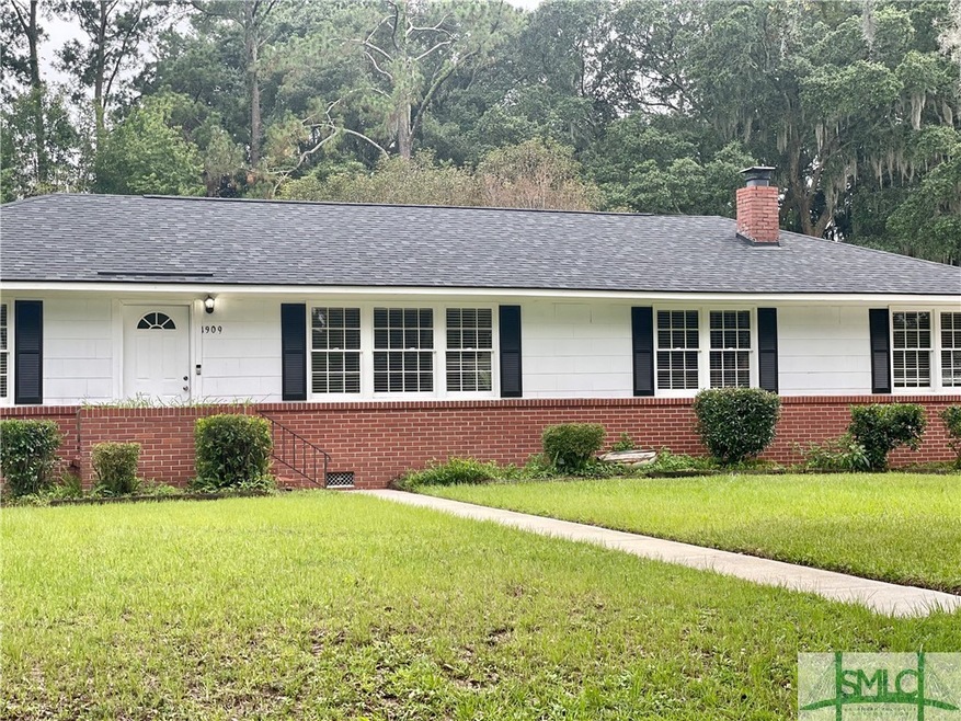 1909 E 62nd St, Savannah, GA 31404 - photo 1