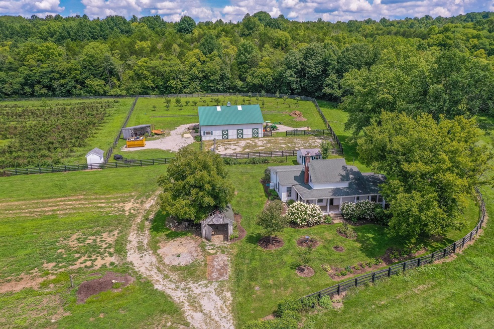 1635 Grapevine Rd, Harrodsburg, KY 40330 - photo 1